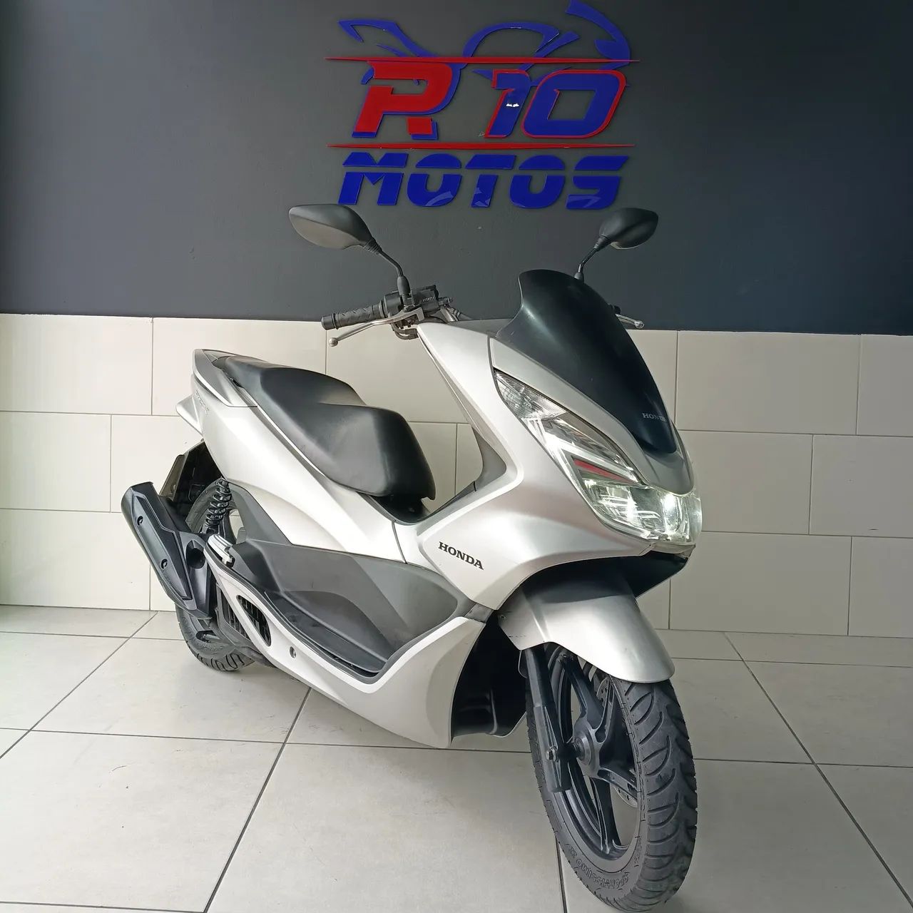 PCX 150 DLX  - Foto 4