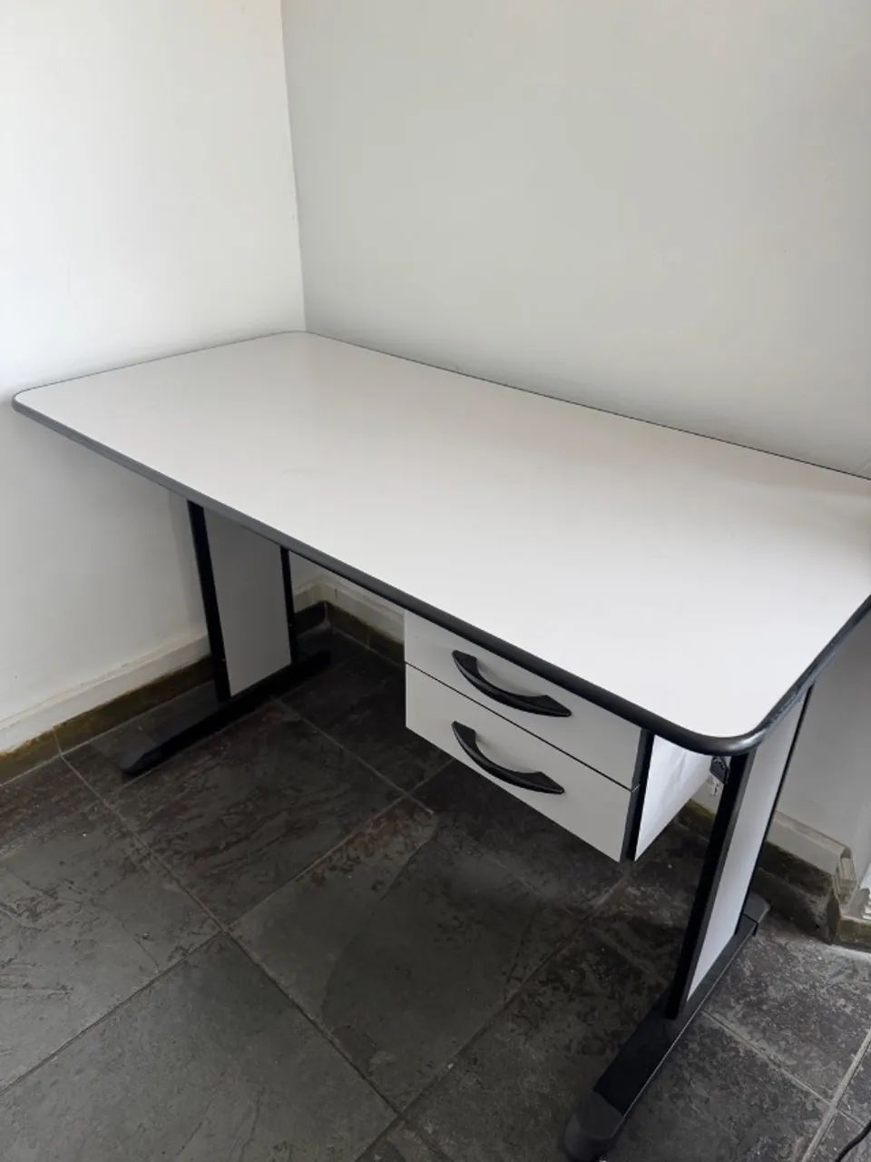 Mesa de escritório 