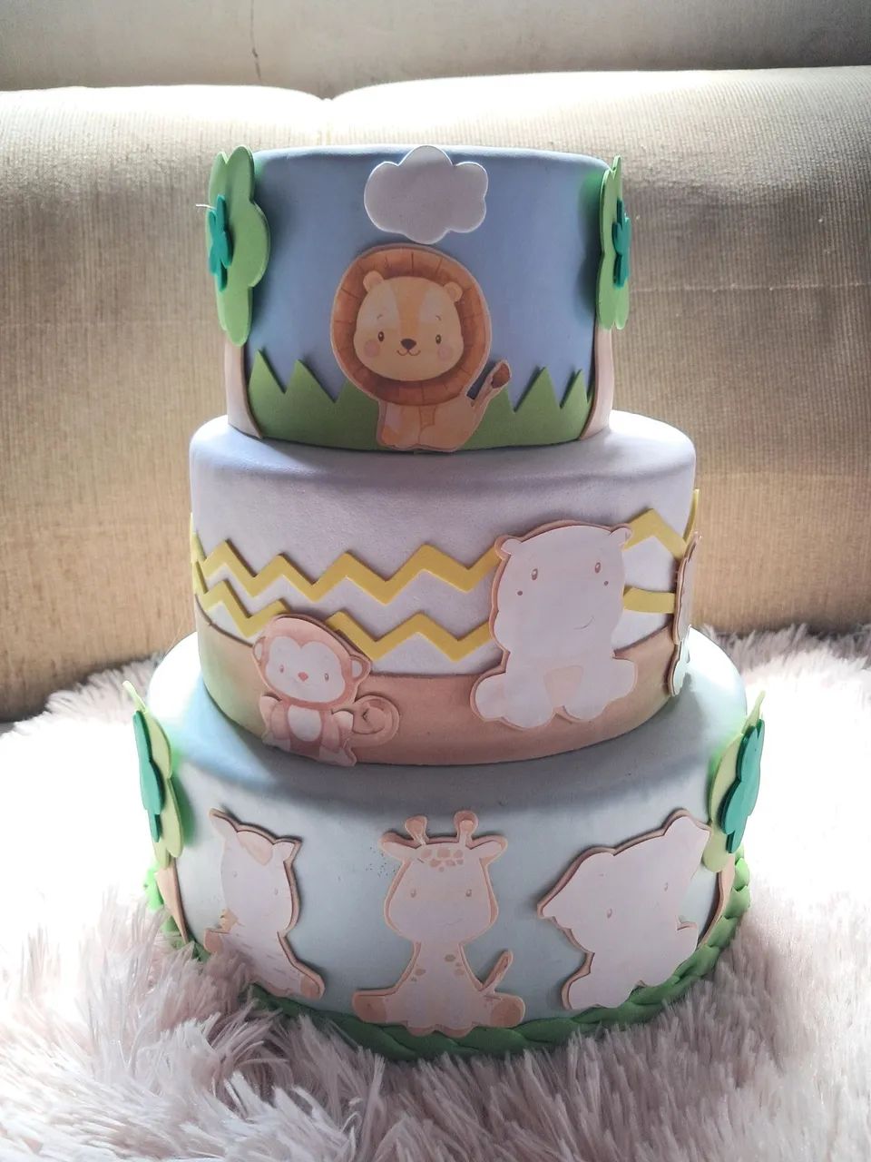 Bolo Fake Safari Baby 