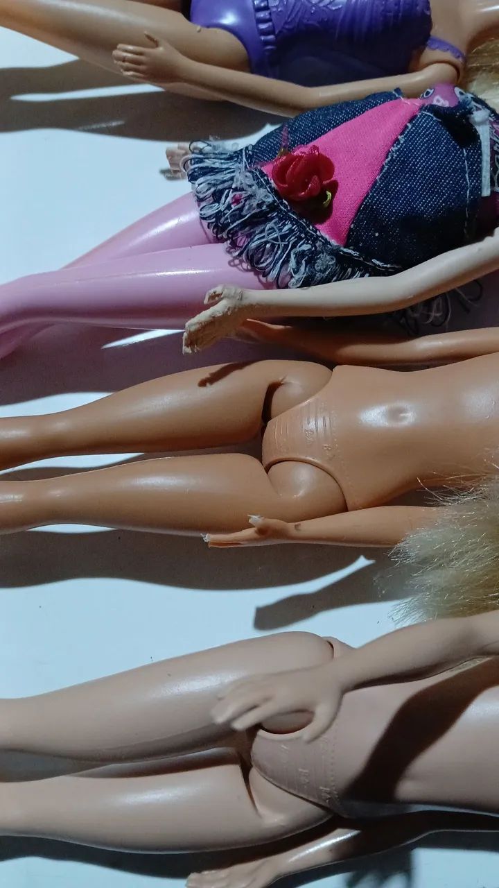 Lote 4 barbies.  - Foto 3