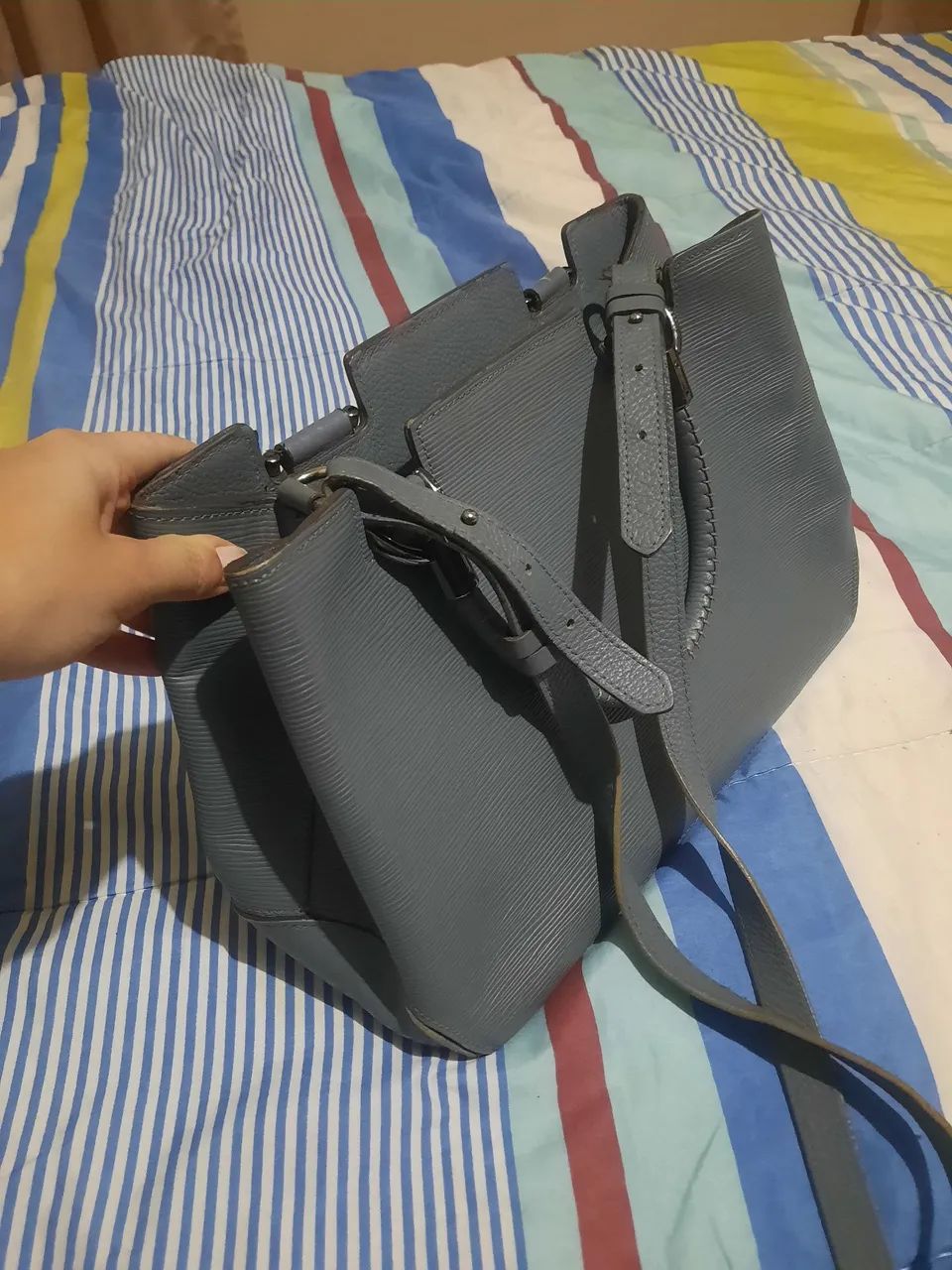 Bolsa arezzo original em couro legítimo  - Foto 2