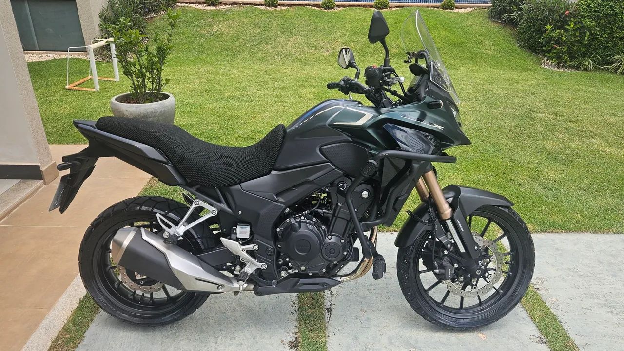 MOTO IMPECÁVEL !!! 
