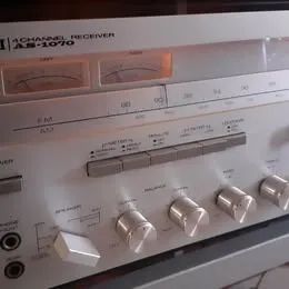 RECEIVER AKAI AS-1070 IMPECAVEL - Foto 2