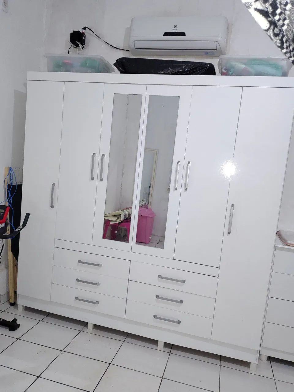 Guarda-roupa 