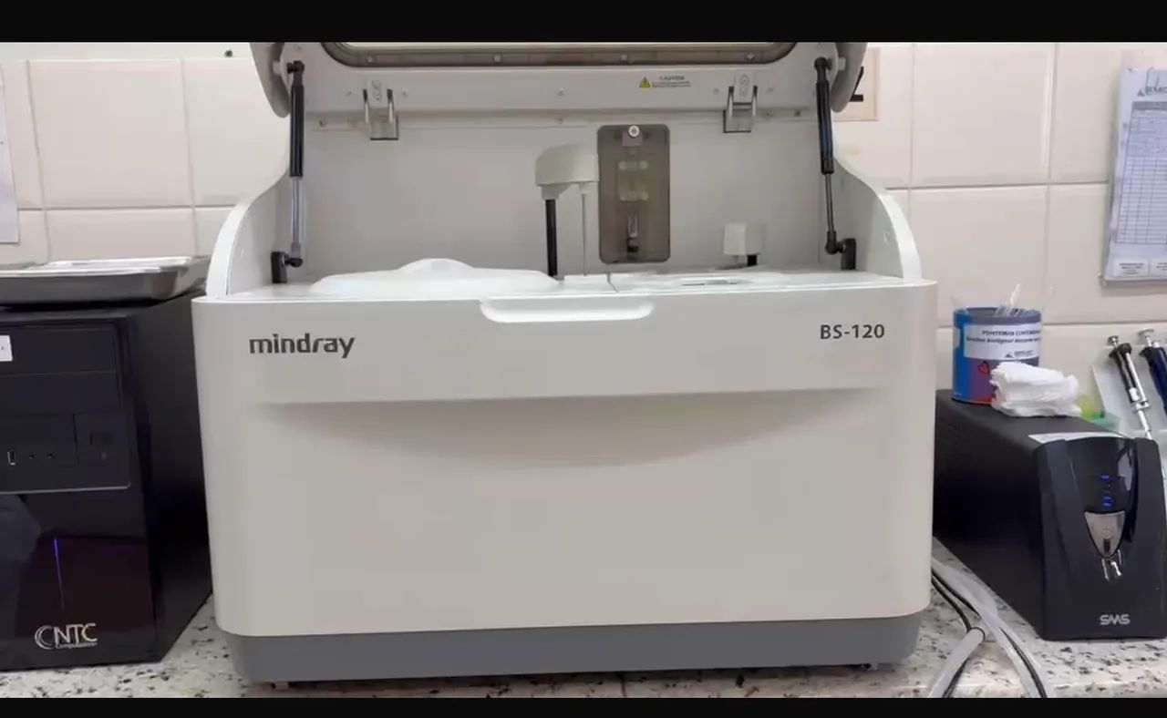 Vendo Equipamento de Bioquímica BS-120 Mindray