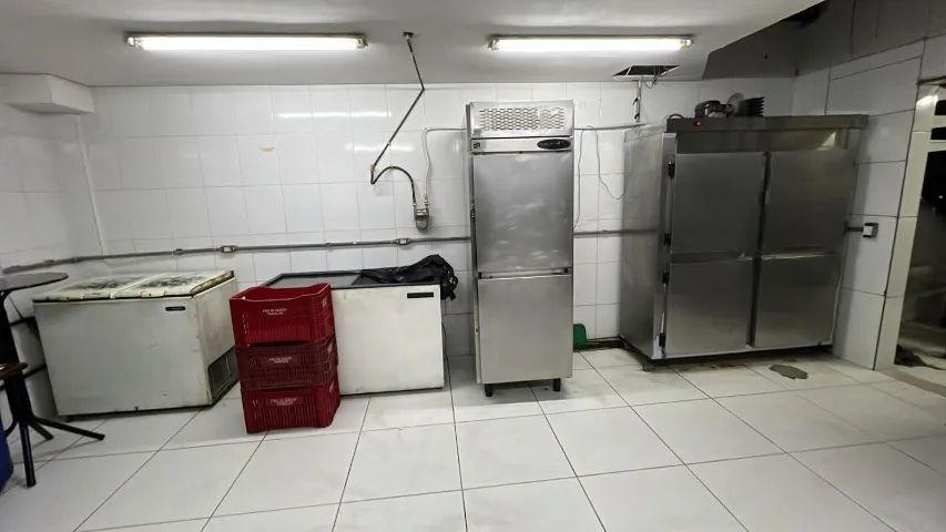 Fábrica e Loja de salgados - Centro - República