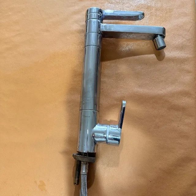 Misturador monocomando Deca de mesa com bica dupla / saída auxiliar - Foto 3