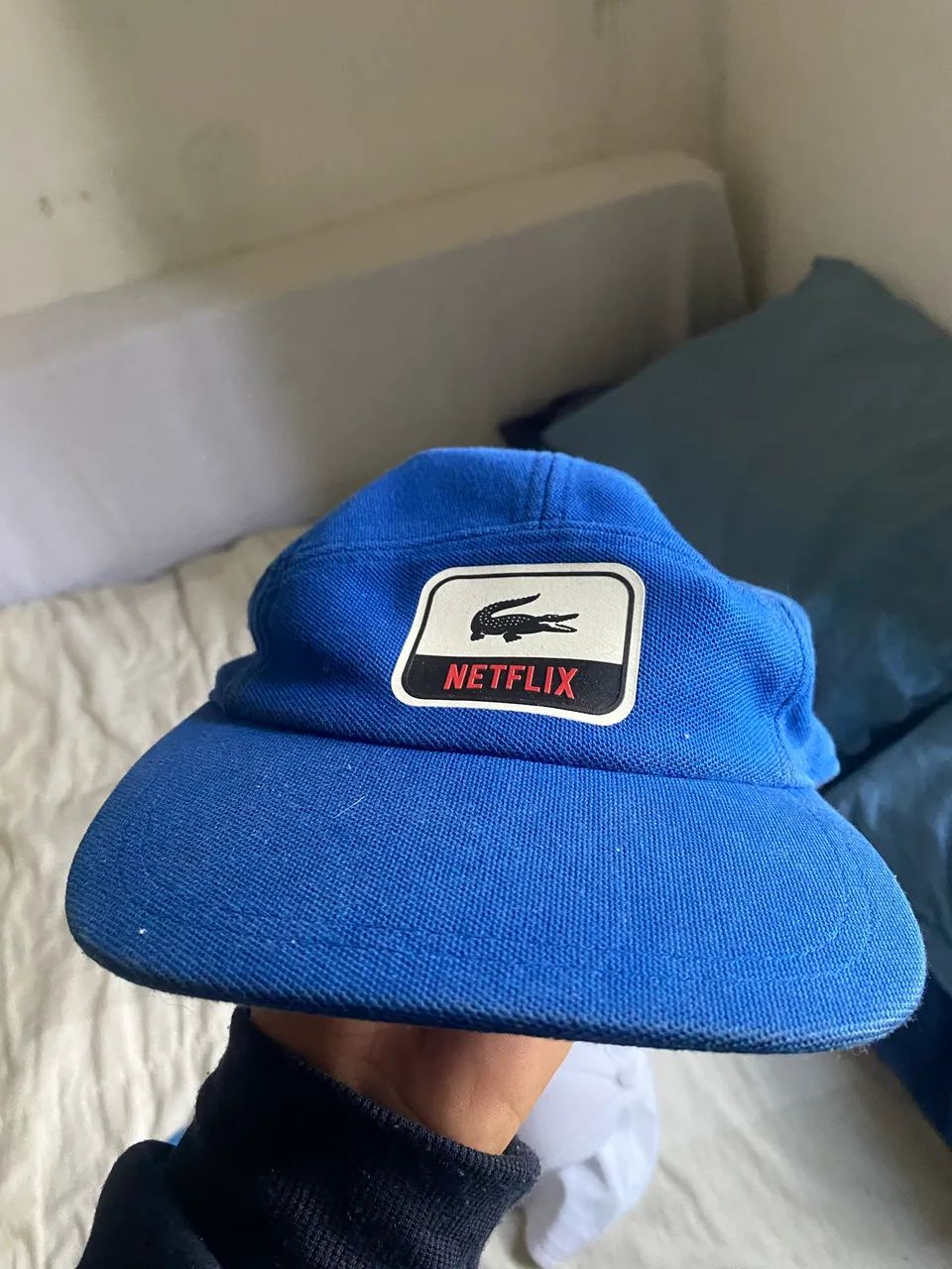 Boné Girolle Lacoste x Netflix
