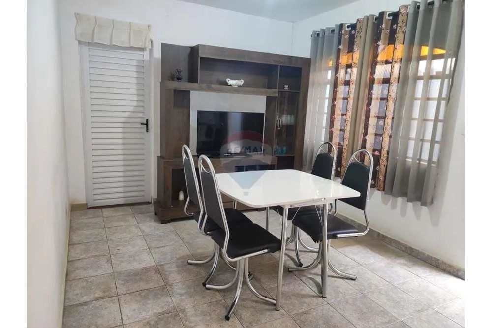 Casa no centro 125 m2 em Piracaia
