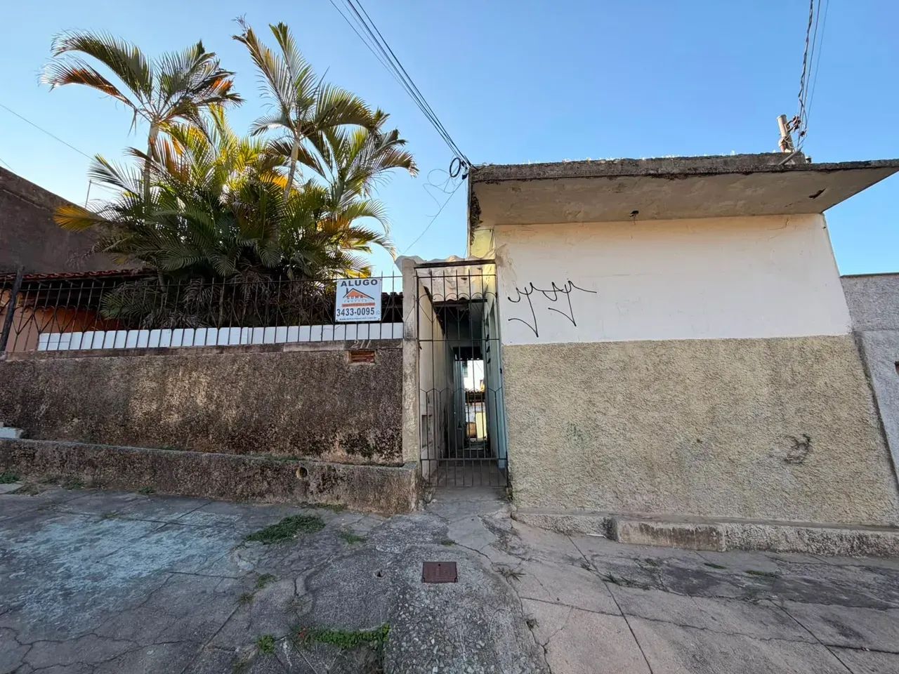 Barracão com 30 m², 1 quarto em Tupi A - Belo Horizonte - MG