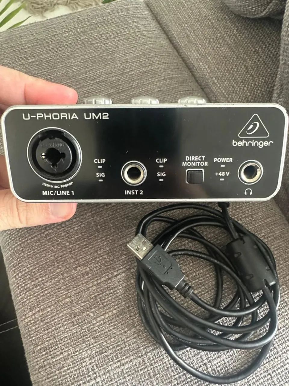 Interface de Áudio Behringer U-Phoria UM2 USB - Foto 5