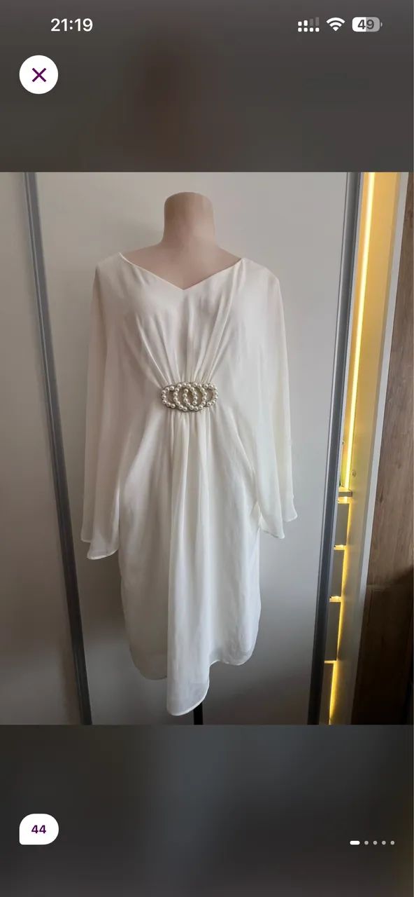 Vestido branco de Luxo com pérola Tam.44 - Foto 3