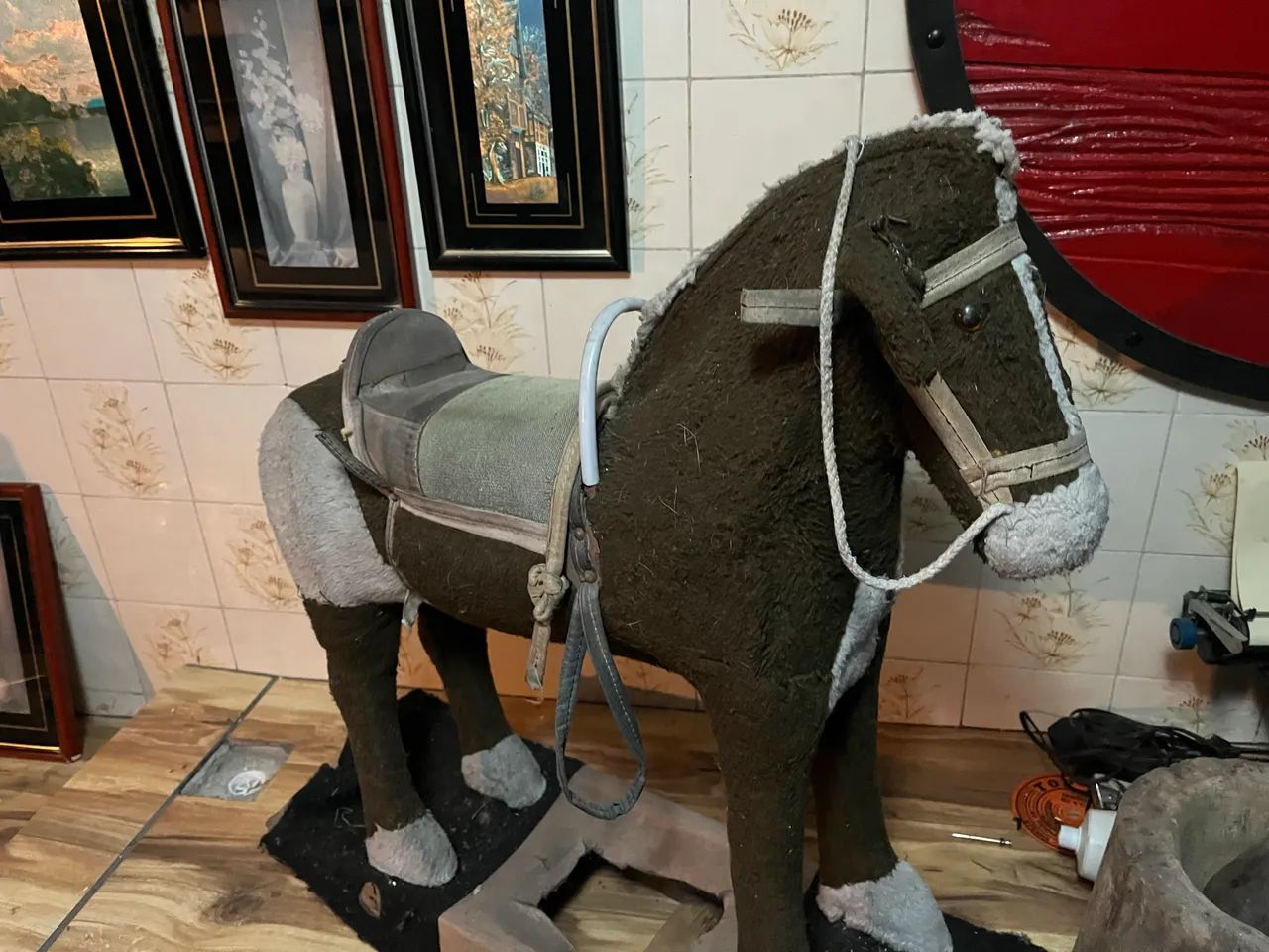 Cavalinho de balanço vintage  pelúcia  - Foto 3