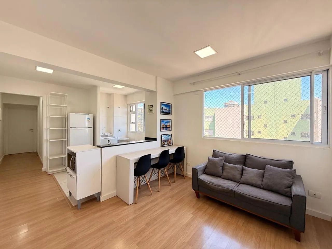 Apartamento à venda em Maringá, Zona 01, com 2 quartos, com 51.4 m², Rui Cesare