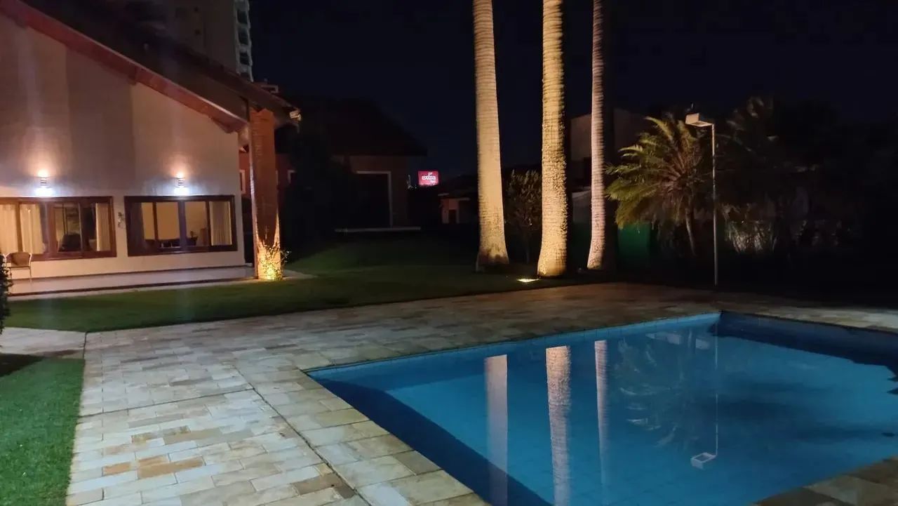 Térrea para aluguel e venda possui 700 metros quadrados com 5 quartos - Foto 2