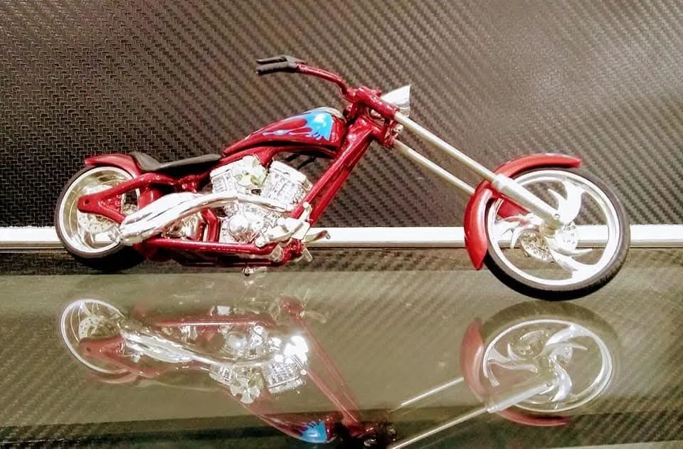 Miniatura Harley Davidson Chopper Big Bear - Foto 4