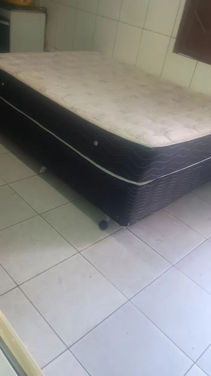 Cama de casal - colchão e vase - Foto 4