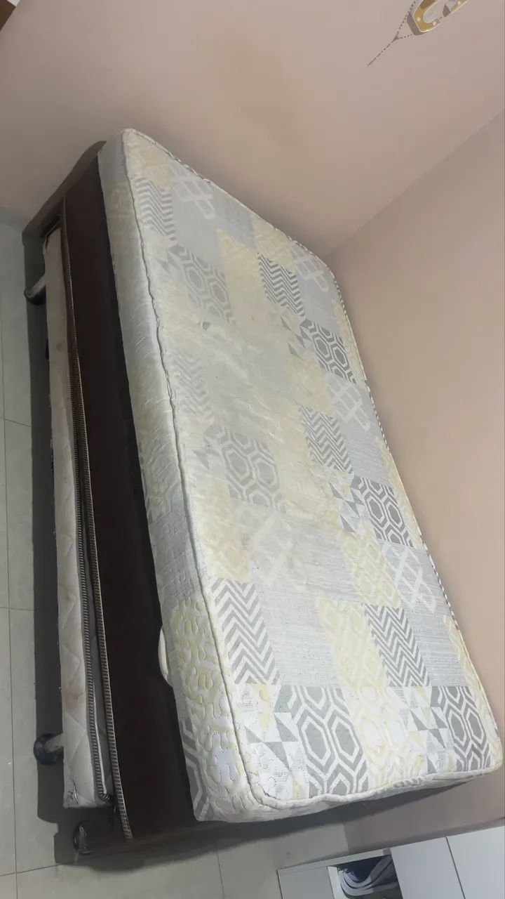 VENDE-SE CAMA SOLTEIRÃO COL BAÚ E BICAMA - Foto 3