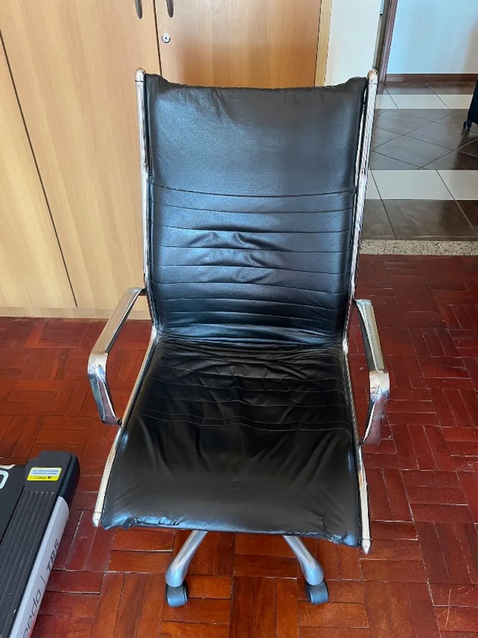 Cadeira Giratória super Elegante