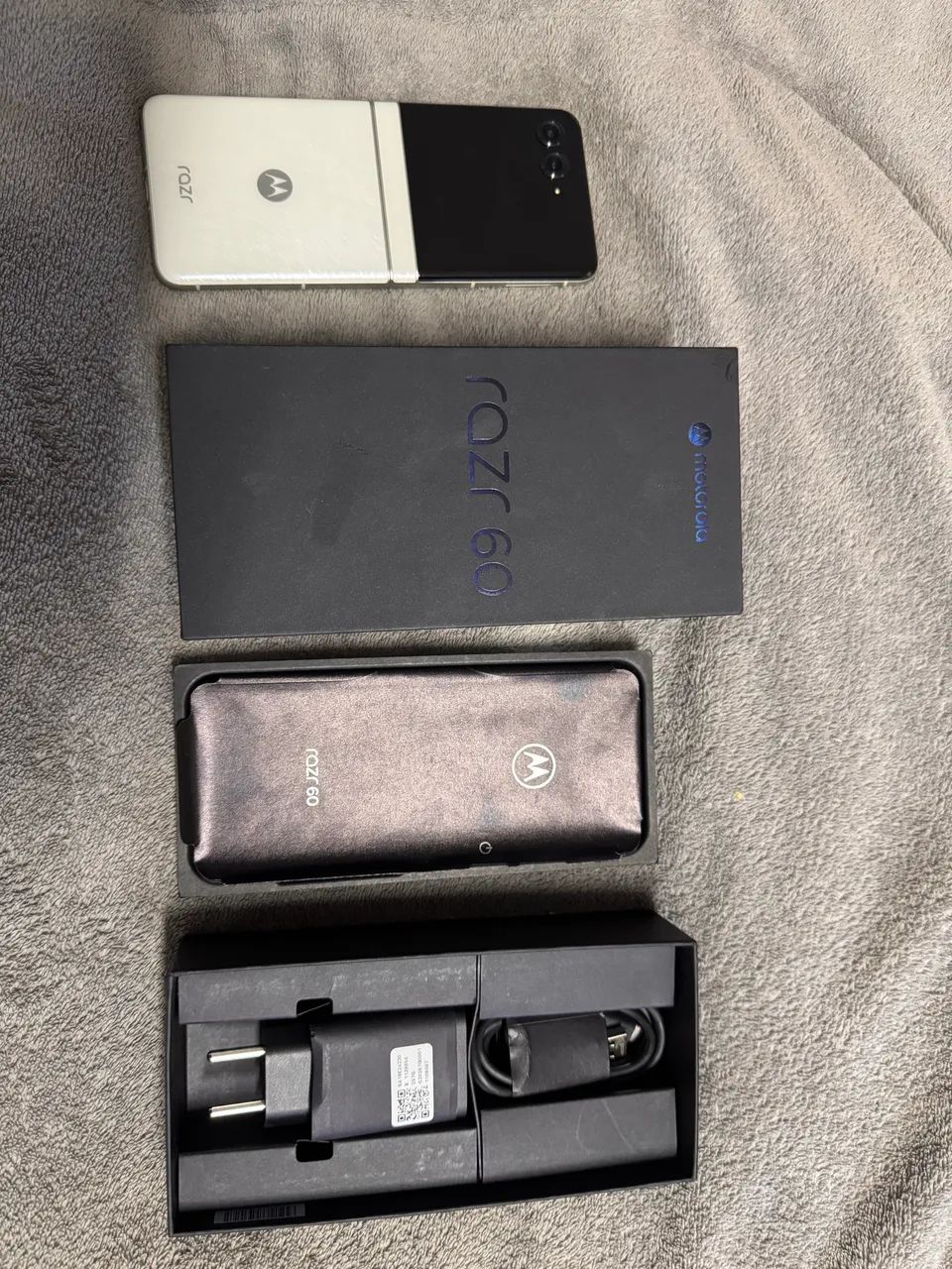 MOTO RAZR 60  - Foto 2