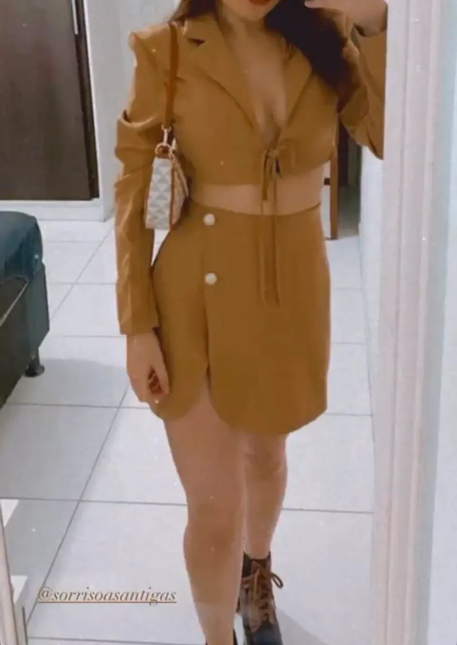 Conjunto saia e blazer shein P - Foto 3