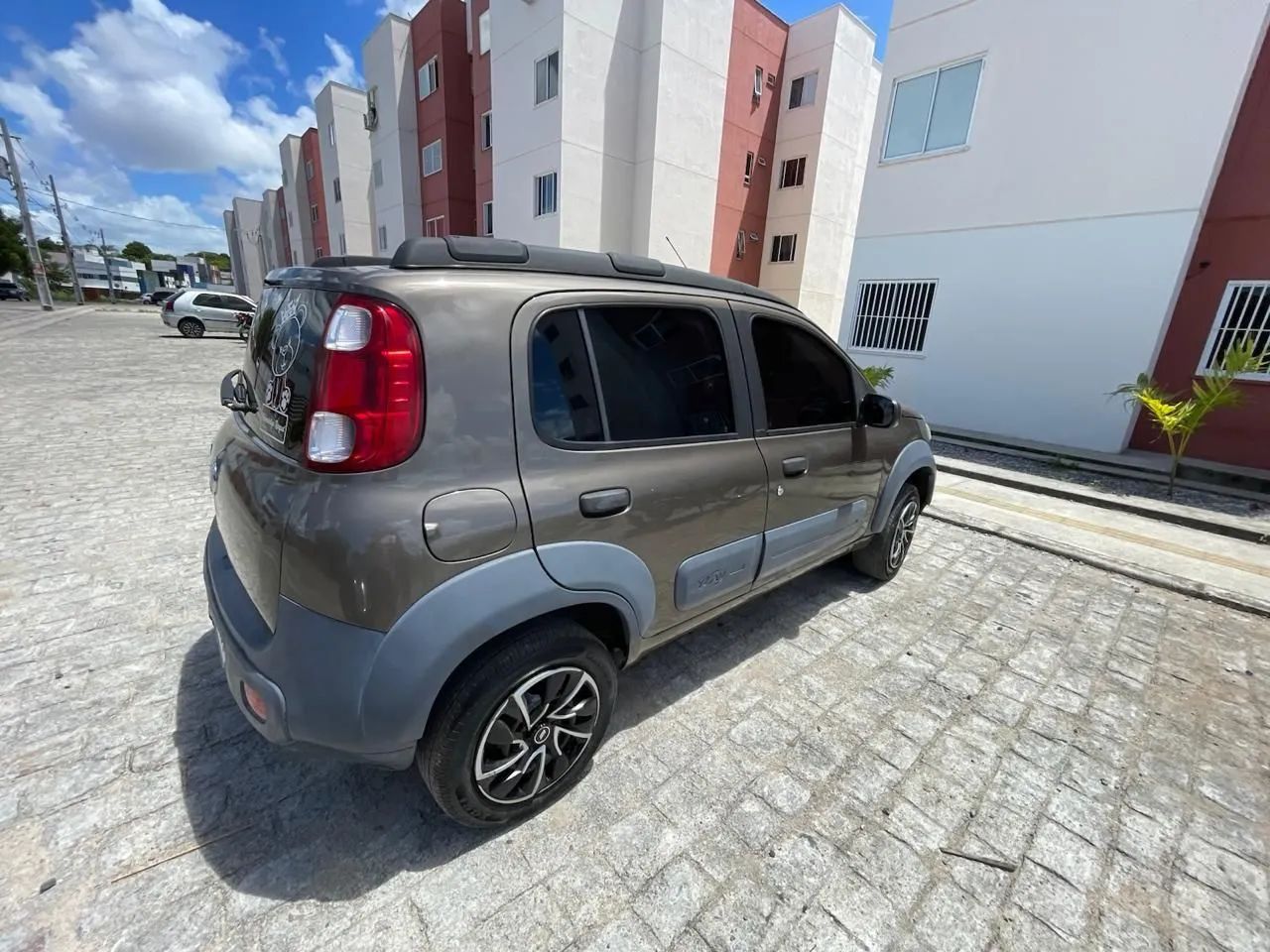 Fiat Uno UNO WAY Celeb. 1.0 EVO Fire Flex 8V 5p 2011