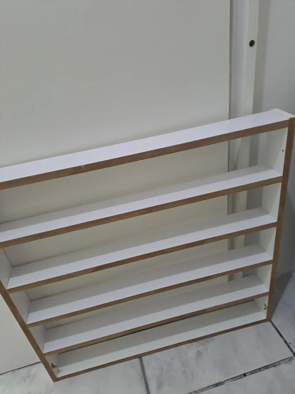 Pratileiras de esmalte 