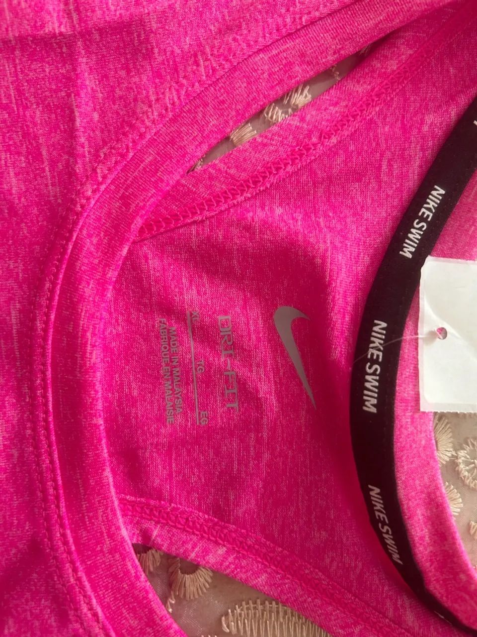 Blusa Nike importada nova - Foto 3