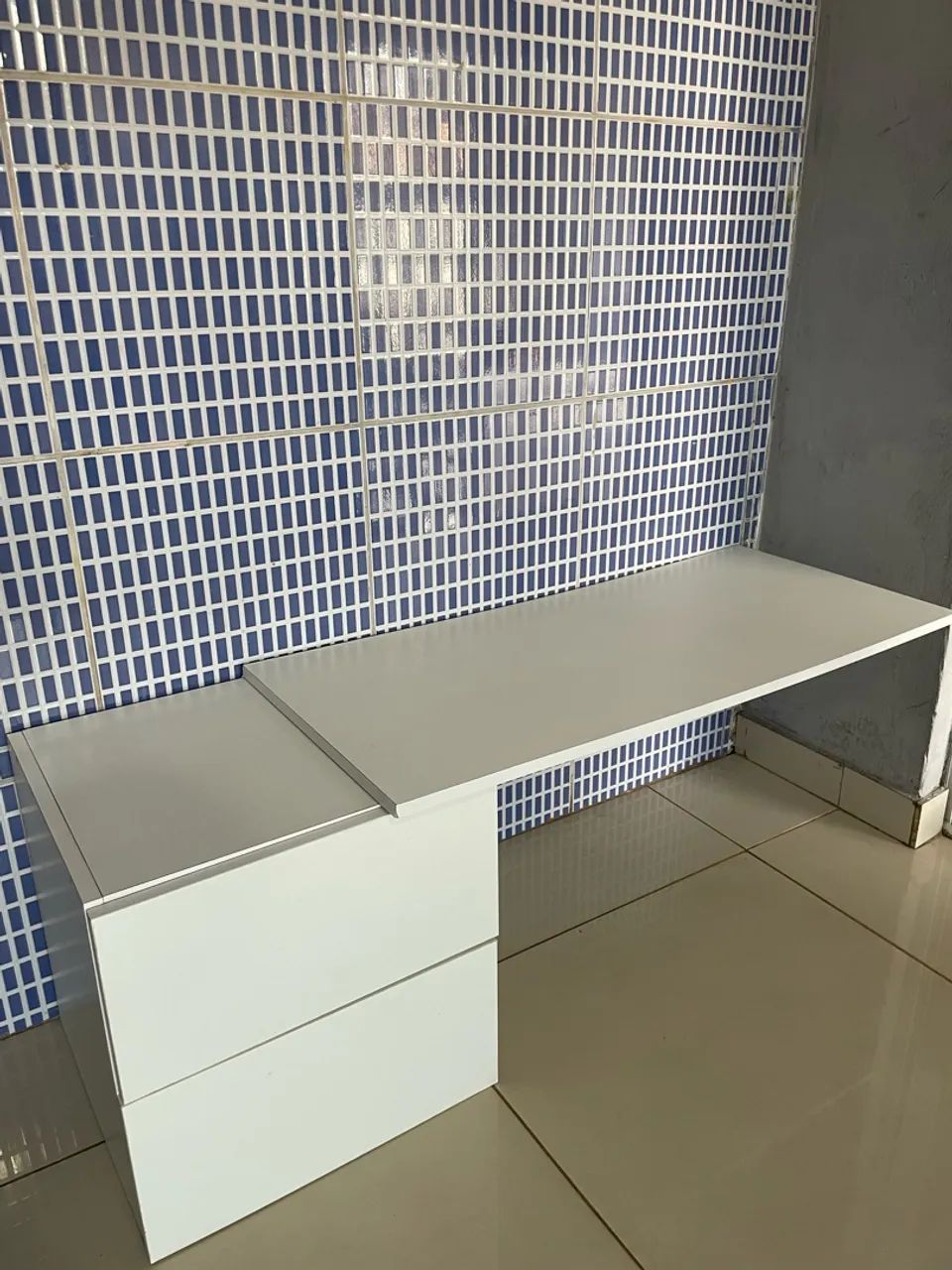Escrivaninha Duas gavetas 