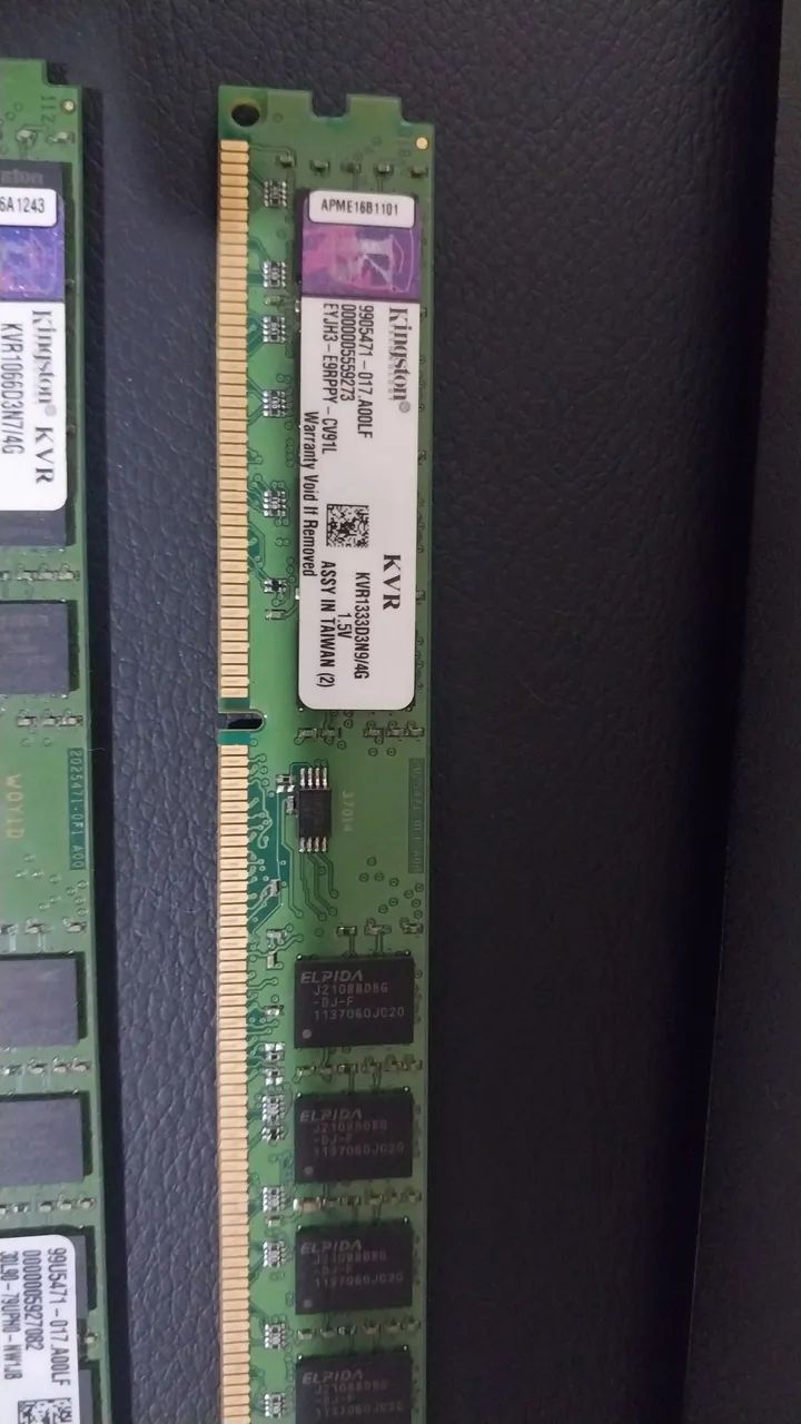 Memórias RAM ddr3 de 4g e de 2g