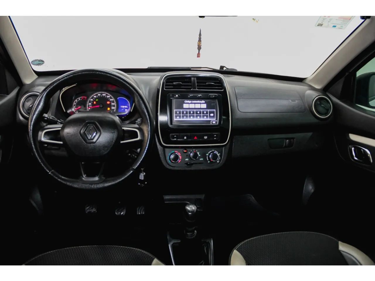 Renault Kwid 1.0 Intense 2018 - Foto 5