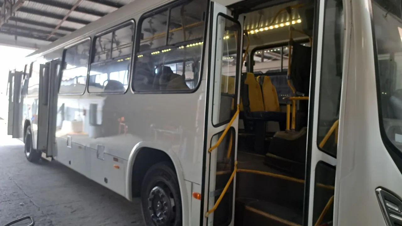  Ônibus New torino Marcopollo  - Foto 2