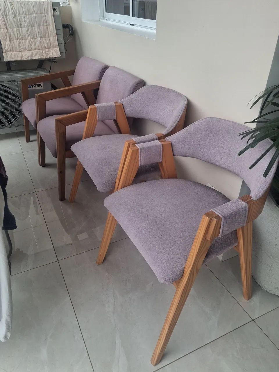 Vendo 4 poltrona usadas - Foto 3