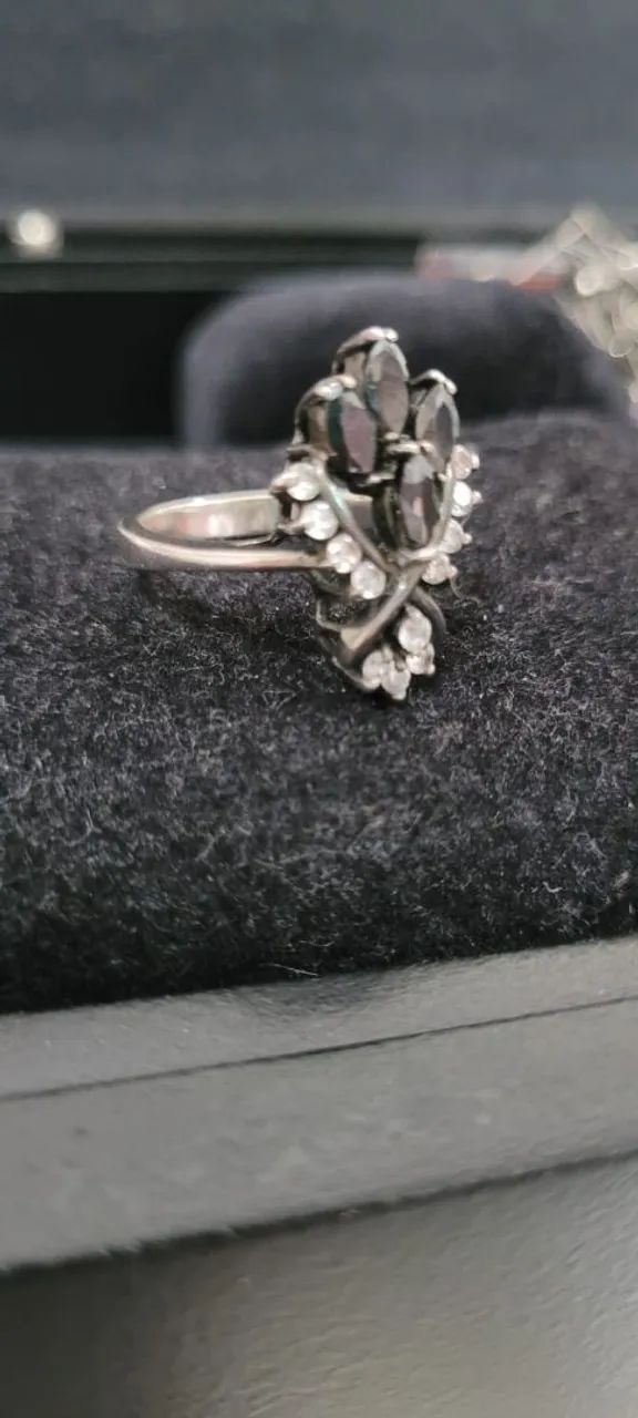 Anel de prata 925 com zirconias - Foto 2