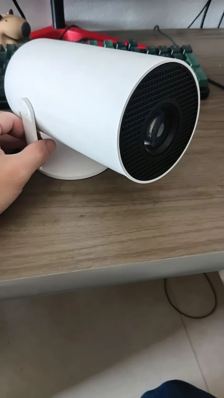Projetor Led usado poucas vezes - Foto 2