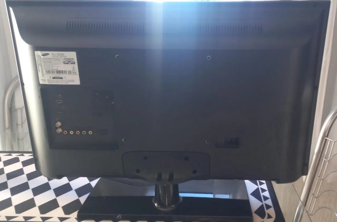 Vendo TV samsung 32 polegadas  - Foto 4