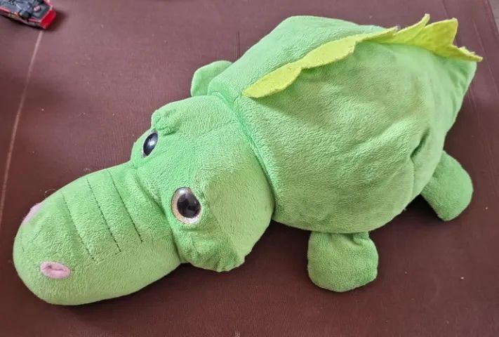 Brinquedo Urso de Pelúcia 2 em 1 Jacaré e urso - Foto 4