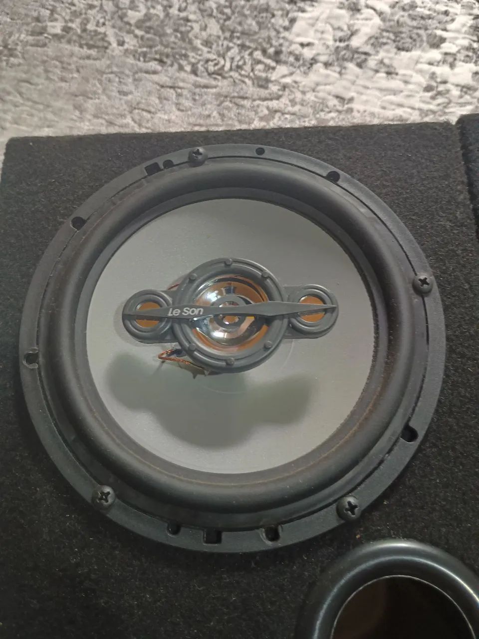 Caixas de som com alto falantes de 6 polegadas cada de 70 watts cada. - Foto 5