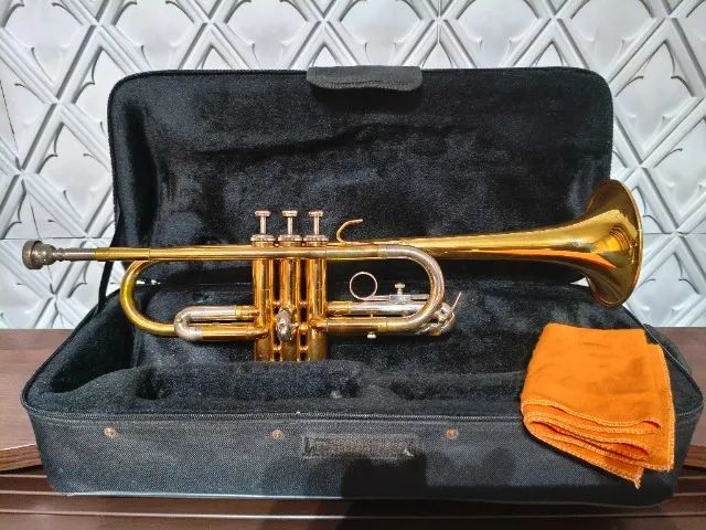 Trompete Em Dó Weril E310 Dourado Com Niquelado