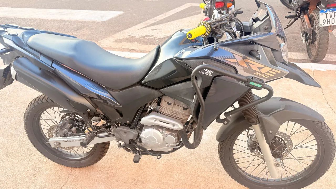 XRE 300