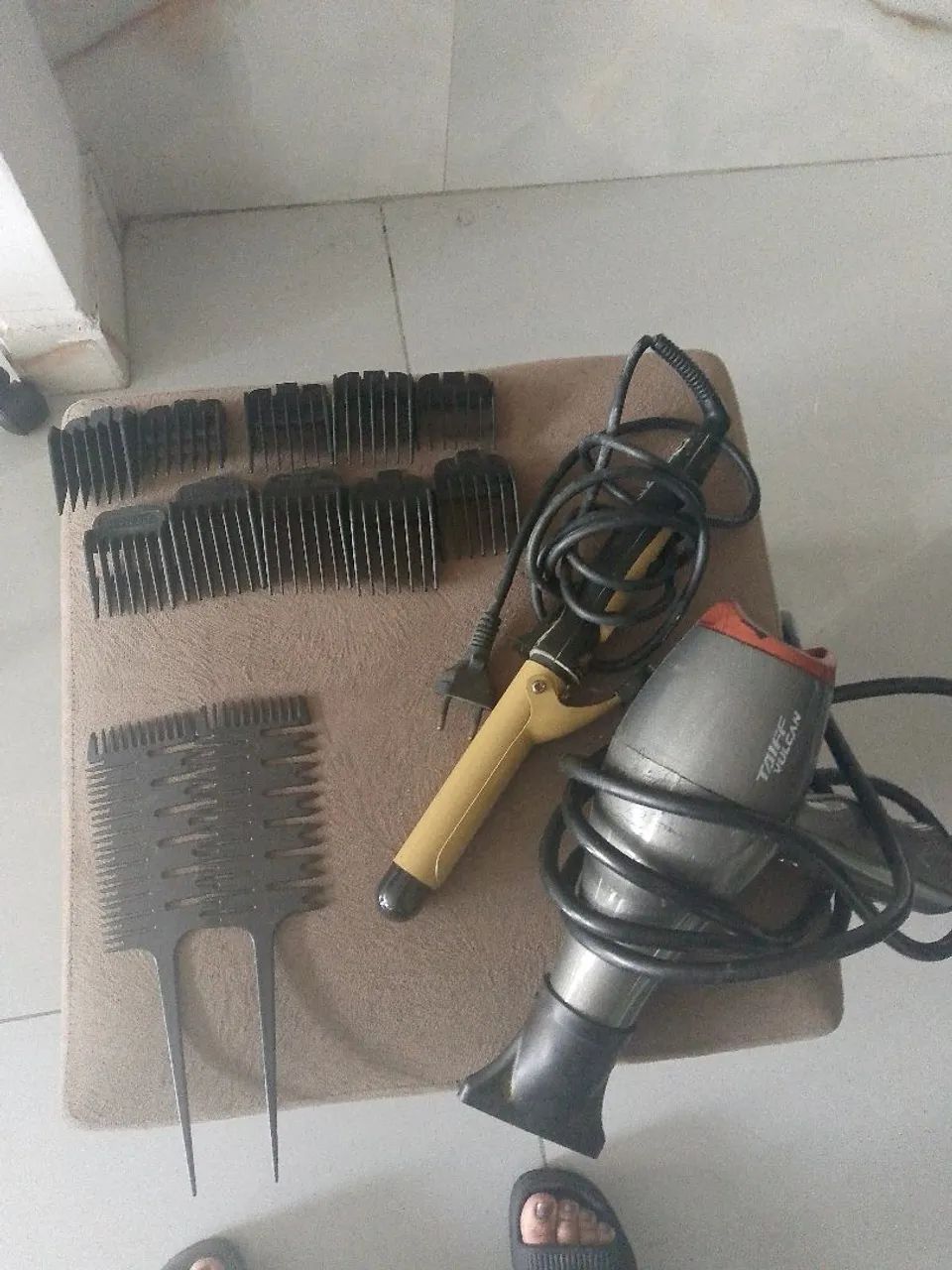 Secador bebillis,pente de máquina e pente de mechas 
