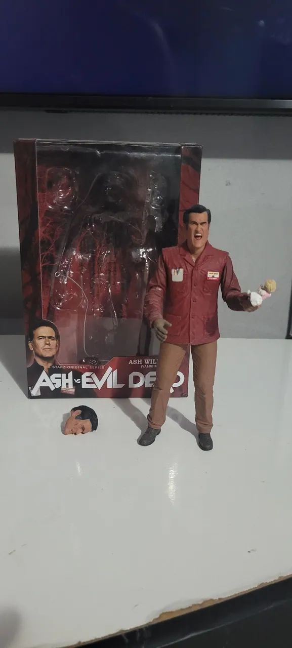 Boneco ash Williams original neca série evil dead action figure terror morte demônio