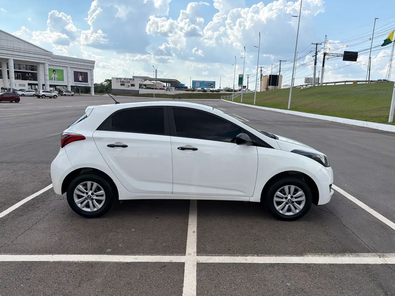 Hyundai HB20 Unique 1.0 Flex 12V Mec. 2019 - Foto 2