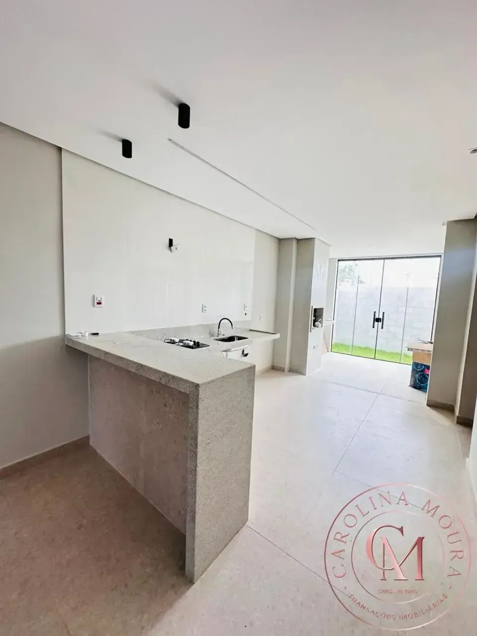 Condomínio Quinta das Orquídeas - Casa com 3 quartos sendo 1 suíte.