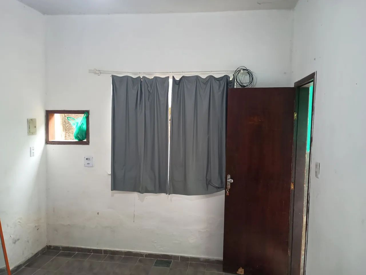 ALUGA-SE KITNET 650,00 - Foto 2