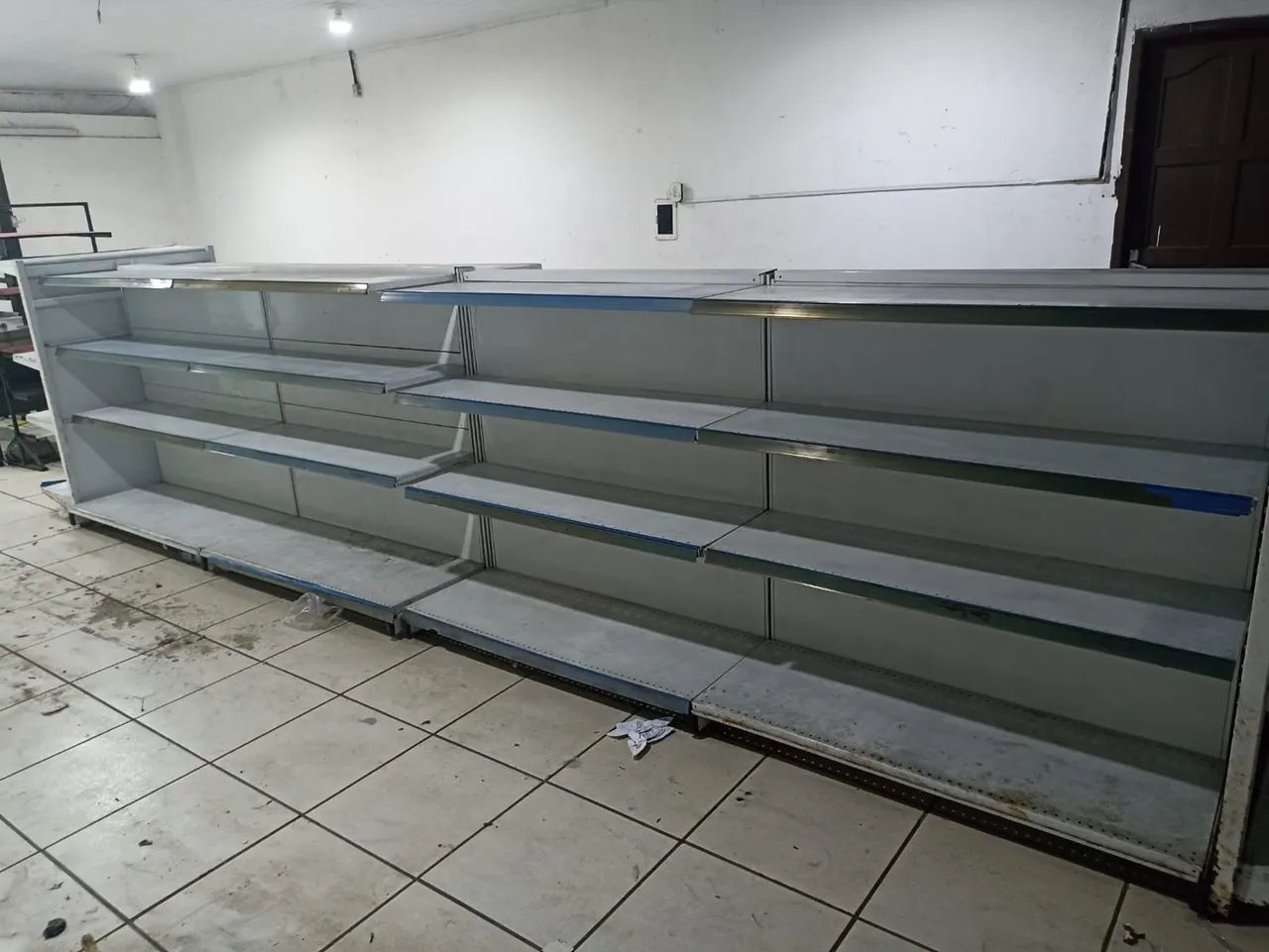 Gôndola de centro  - Foto 4