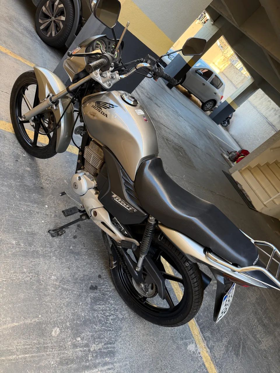 Vendo titan - Foto 2