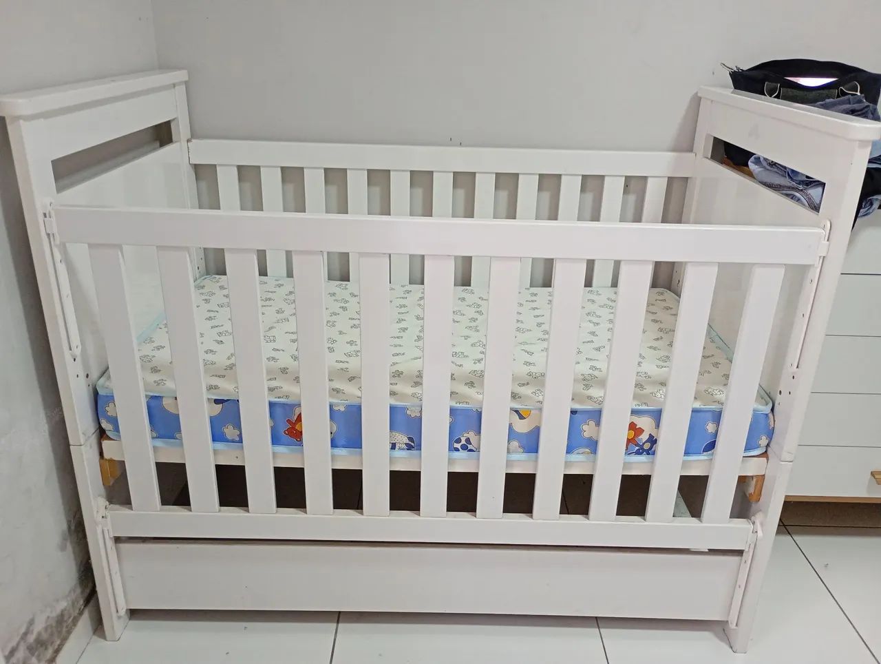 Berço e colchão 