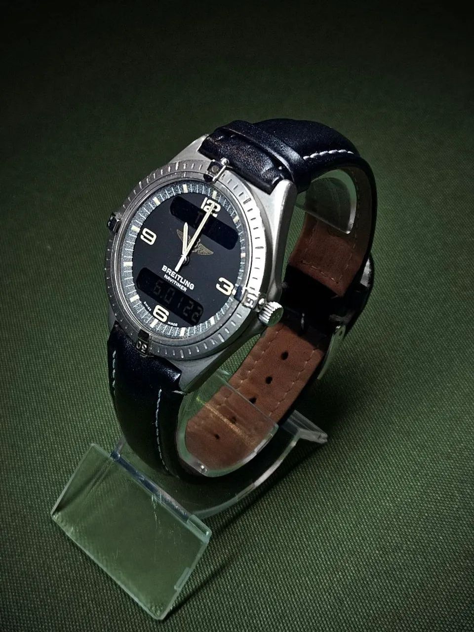 Relógio Breitling Aerospace Navitimer suíço