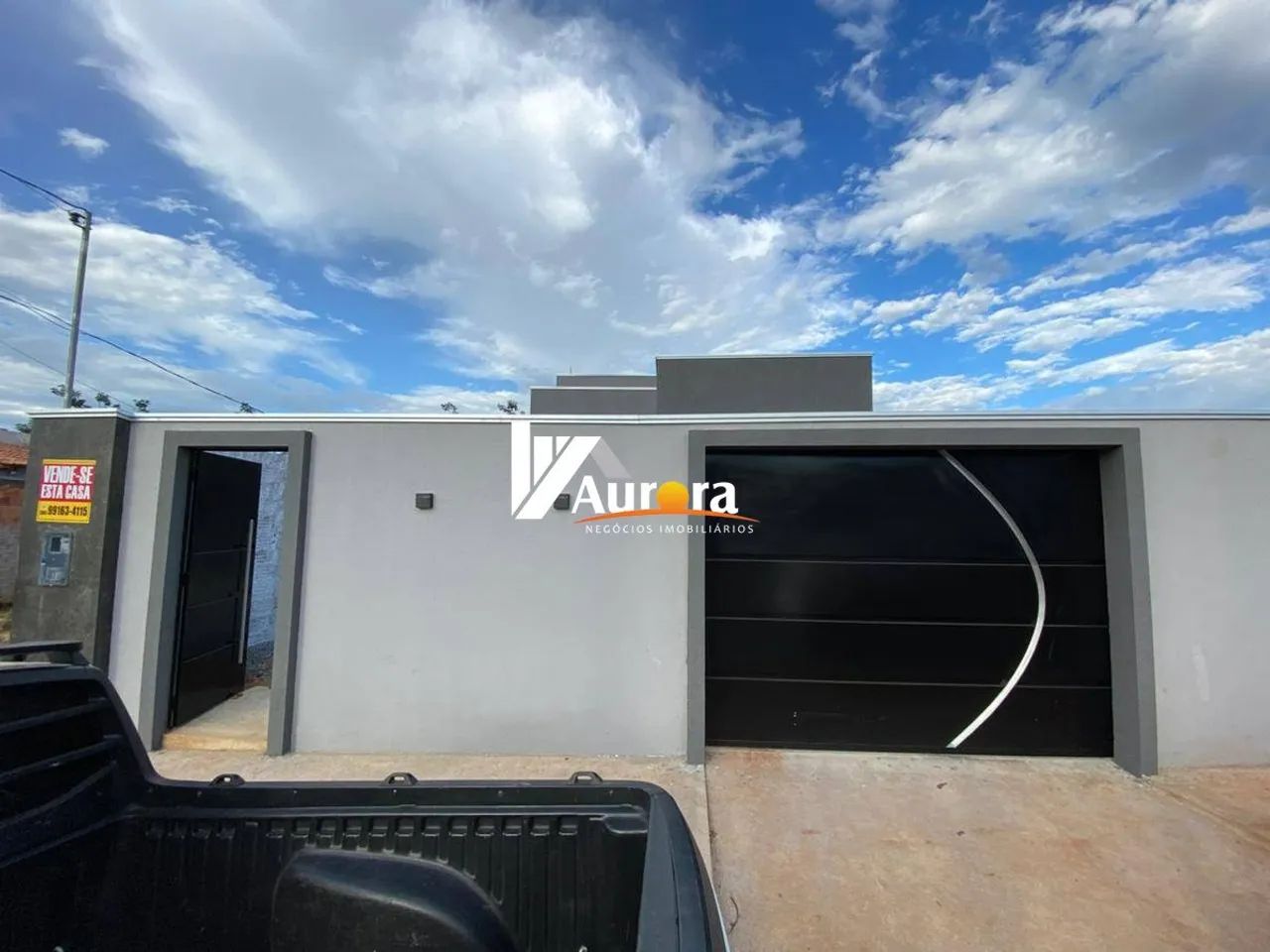 Casa à Venda- Bairro Via Oeste